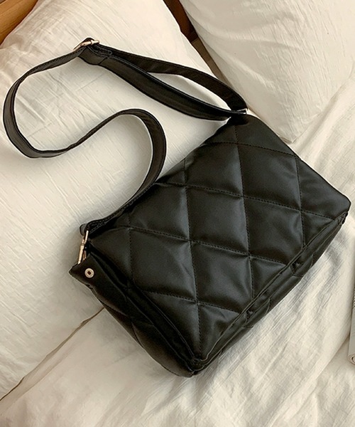 Dewlily ショルダーバッグ バッグ キルティングショルダーバッグ
