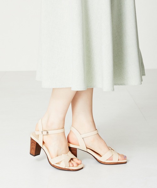 【❗️新品 未開封 最安】ドテラ サンダルウッド 日本表記 5ml 期28.3 ORiental TRaffic（オリエンタルトラフィック） サンダル ウッドヒール