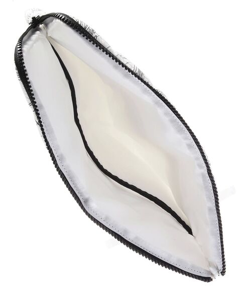 UN3D.（アンスリード） タブレットケース LINE FLOWER QUILTING PC BAG