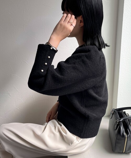 fredy emue（フレディエミュ） ニット セーター 袖ボリュームパール