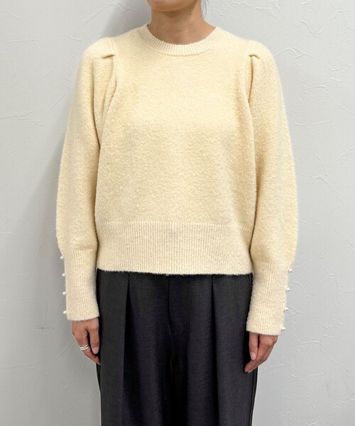 fredy emue（フレディエミュ） ニット セーター 袖ボリュームパール