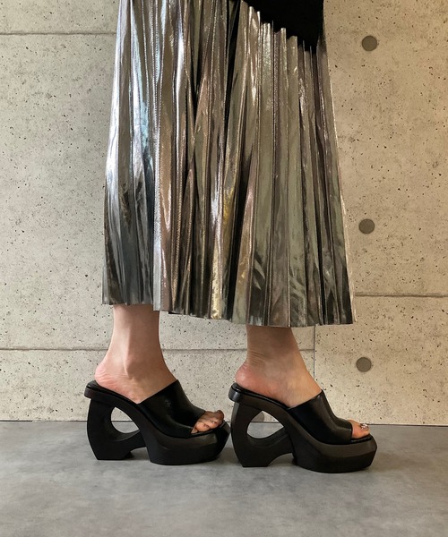 定価2万　JEFFREY CAMPBELL レディース　ヒール Jeffrey Campbell ローファー パールヒールローファー