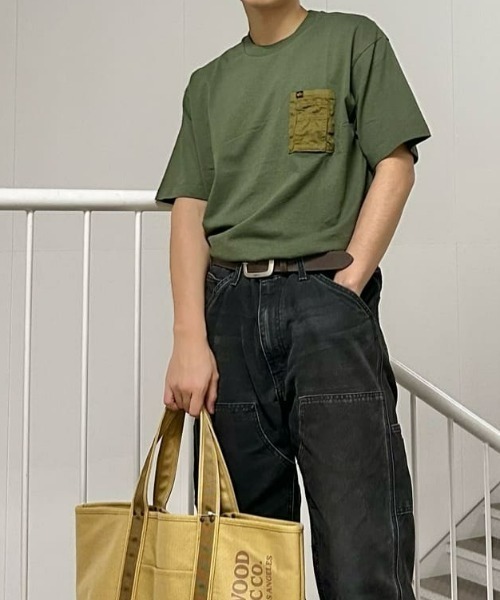 送料込★ALPHA INDUSTRIES★ Basic T Carbon 半袖Tシャツ Alpha Industries tシャツ 「ALPHA」異素材ポケットTシャツ