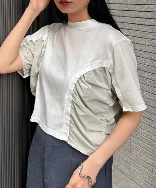tシャツ 「＆g'aime」サイドギャザーデザイントップス　Side-Gathered Panel T-Shirt レディース &g'aime tシャツ 「＆g'aime」サイドギャザーデザイントップス