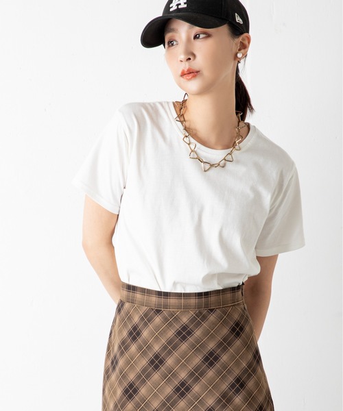 tシャツ 「汗ジミ防止＆UVカット」快適さも美しさも一枚で叶う、大人のための頼れる毎日Tシャツ！さらっと着られて、見た目も上品。夏の不快感を抑えて、清 | MILLION CARATS | 31