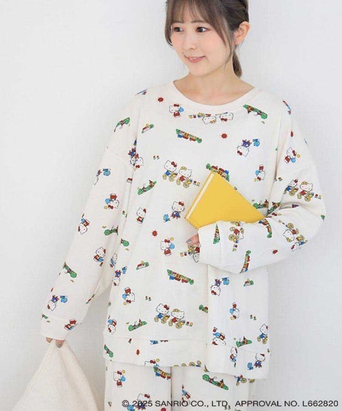 sanrio（サンリオ） パジャマ ルームウェア ハローキティワッフル