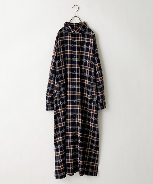 「UNIVERSAL OVERALL」 長袖ワンピース F インディゴブルー レディースの画像