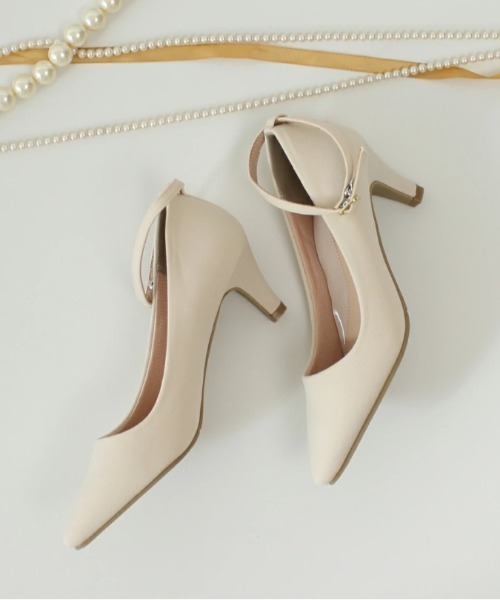 Parade パンプス 「極ふわっ」アーモンドトゥストラップパンプス 19038