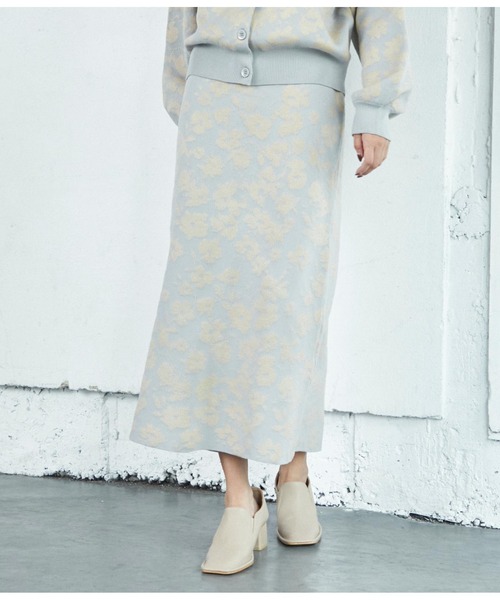 Settimissimo（セッティミッシモ） スカート フラワー柄ジャガード