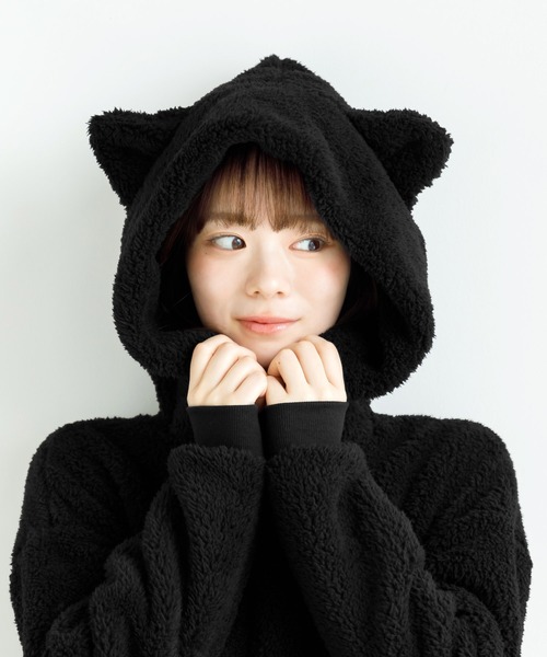 フェイバリットꕤ黒猫 耳 しっぽ フード付ルームウェア ワンピース 家で着る毛布 Dita パジャマ ルームウェア ぷっくり耳付き。ねこ耳ファー起毛
