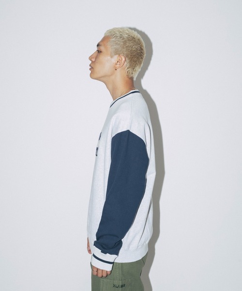 XLARGE トレーナー スウェット RETRO CREWNECK SWEATSHIRT