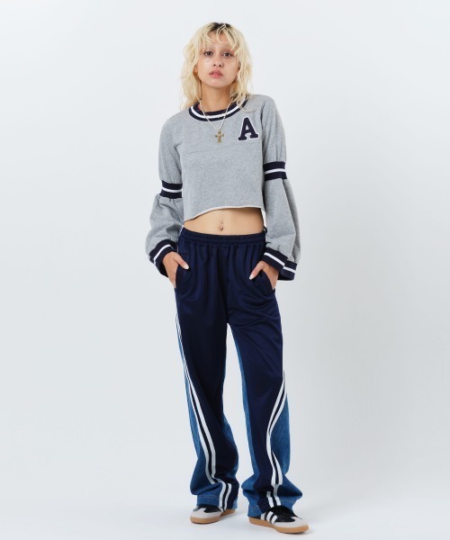 トレーナー スウェット atmos pink Bell Sleeves Sweat Tops / アトモス ピンク ベル スリーブ スウエットシャツ atmos girls トレーナー スウェット pink Bell Sleeves Sweat