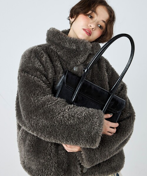 fredy emue（フレディエミュ） ムートンコート ボアコート フェイク