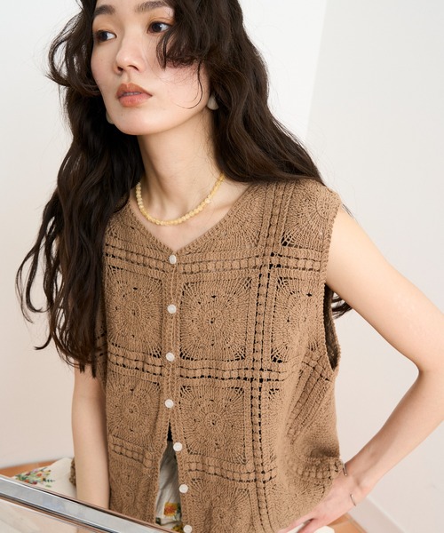 ベスト/ジレ cotton embroidery vest ROSE BUD（ローズバッド） ベスト ジレ BEADS EMBROIDERY VEST