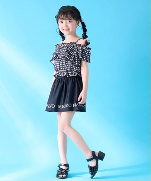 【新品タグ付】mezzo piano オフショルダセパレート水着140cm mezzo piano 水着 「SWIM」オフショルダーフリル セパレート水着