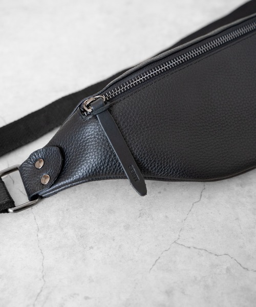 SENTI（センティ） ウエストポーチ SENTI SHRINK LEATHER FLAT BODY