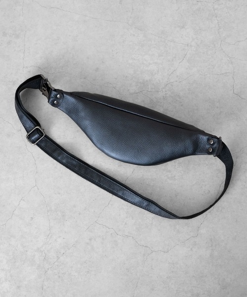 SENTI（センティ） ウエストポーチ SENTI SHRINK LEATHER FLAT BODY