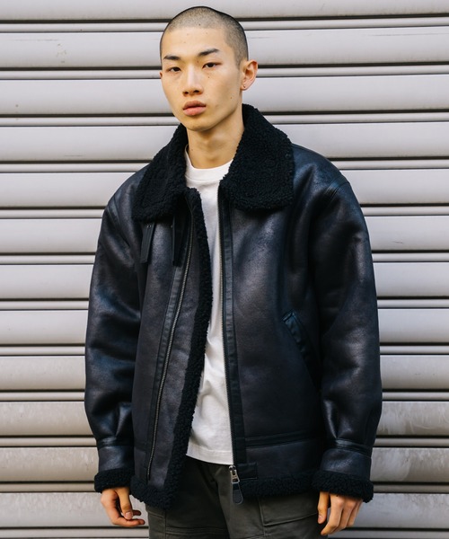 Alpha Industries（アルファ・インダストリーズ） ムートンコート