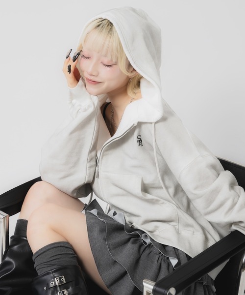 17HR（セブンティーンアワーズ） パーカー 「ユニセックス