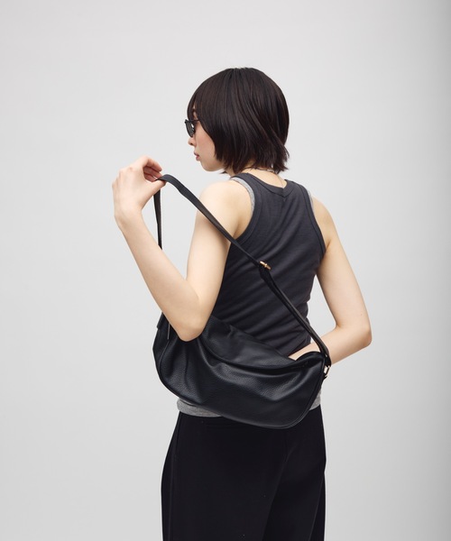 TONER ショルダーバッグ バッグ カーブボディバッグ/ショルダーバッグ