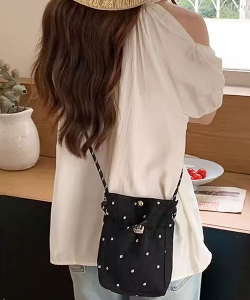❅*ॱ様 サコッシュ＊スマホポシェット＊コヤンイサムチョン スマホショルダー ショルダーバッグ バッグ 「 ammy. / エイミードット