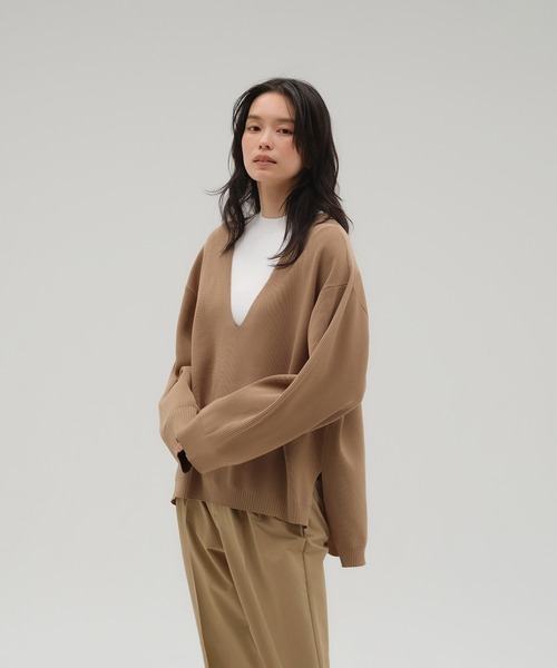 New Balance（ニューバランス） ニット セーター MET24 Knit V Neck