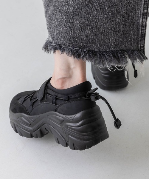 EVOL（イーボル） スニーカー 「XS-LLサイズ展開」クロスデザイン厚底