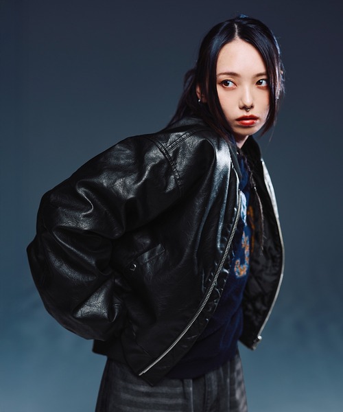 【美品】alpha industries MA-1 2way 黒 短丈　中綿 ma1 ma-1 ショート丈ナイロン/合皮中綿MA-1「UNISEX」 メンズ