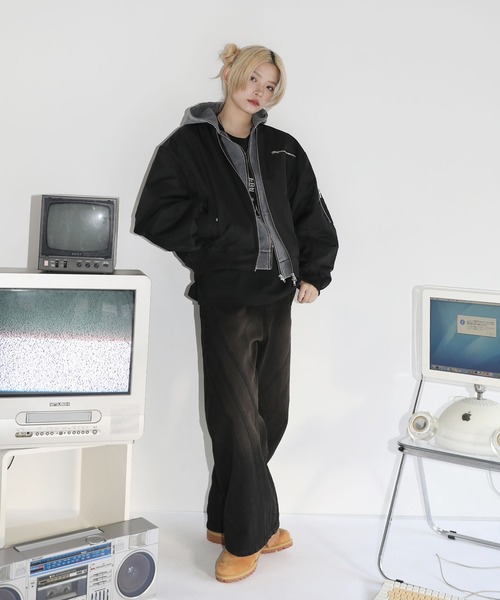 MSG ショート丈ダブルジップ　合皮 MA-1 ／Mサイズ MSG（エムエスジー）の「ショート丈ナイロン/合皮中綿MA-1（MA-1