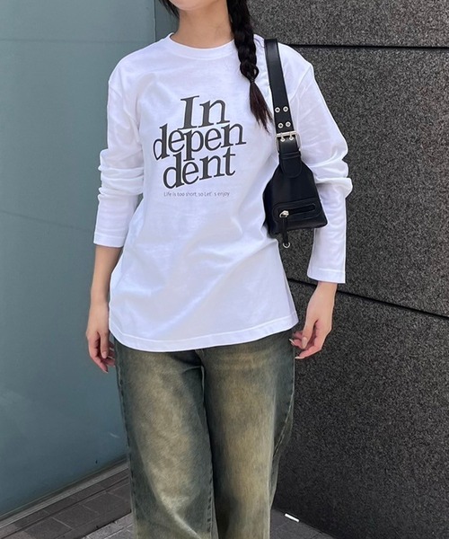 fiere（フィエール） tシャツ 文字グラフィックロンT／長袖Tシャツ