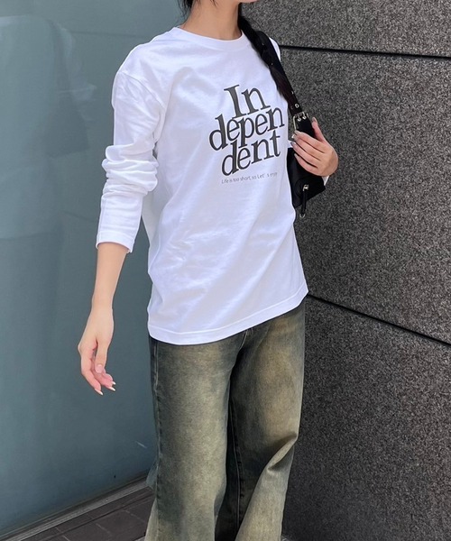 fiere（フィエール） tシャツ 文字グラフィックロンT／長袖Tシャツ