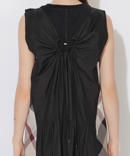 BLUE LABEL CRESTBRIDGE（ブルーレーベルクレストブリッジ