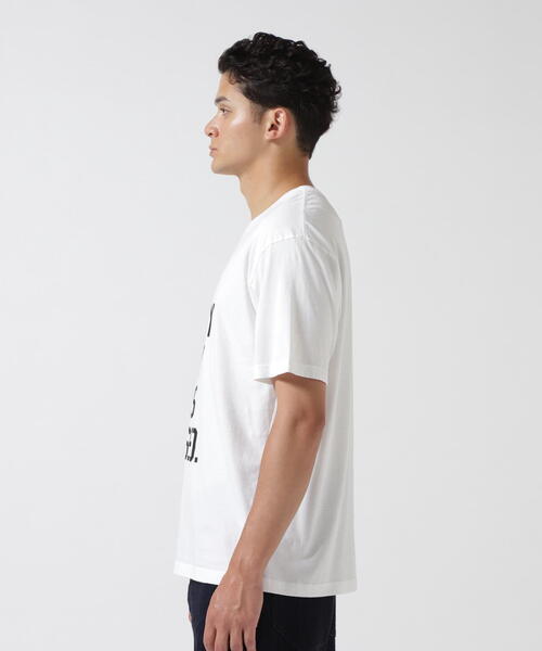 MINEDENIM（マインデニム） tシャツ LIVING IS EASY WITH EYES CLOSED 