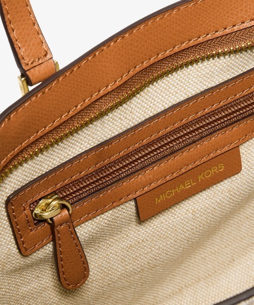 MICHAEL KORS（マイケルコース） ショルダーバッグ バッグ TARYN