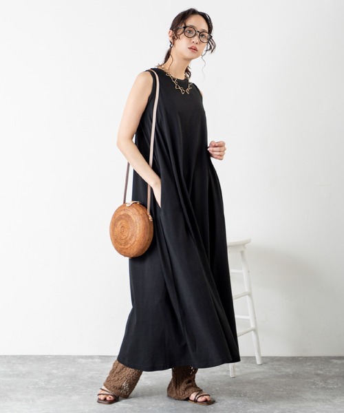 ワンピース 「カップ付き＆汗ジミ防止」快適なのに女っぽい！広がるシルエットで体型カバーもなカップ付きワンピ！！動きに合わせて揺れる美フレアと抜け感が | MILLION CARATS | 20