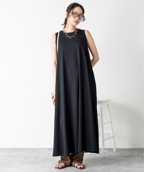 ワンピース 「カップ付き＆汗ジミ防止」快適なのに女っぽい！広がるシルエットで体型カバーもなカップ付きワンピ！！動きに合わせて揺れる美フレアと抜け感が | MILLION CARATS | 24