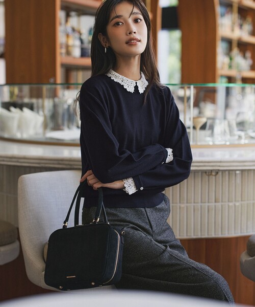 VALENTINO 近年タグ フラワーレース ポロカットソー ニット ブラック VALENTINO 近年タグ フラワーレース ポロカットソー ニット ブラック