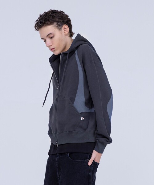 NVRFRGT（ネヴァーフォーゲット） パーカー 「Russell Athletic