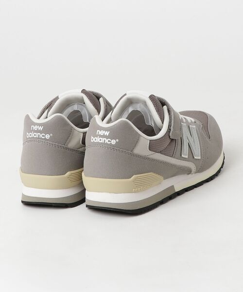 「New Balance」 ローカットスニーカー 24.0cm グレー レディース_画像2