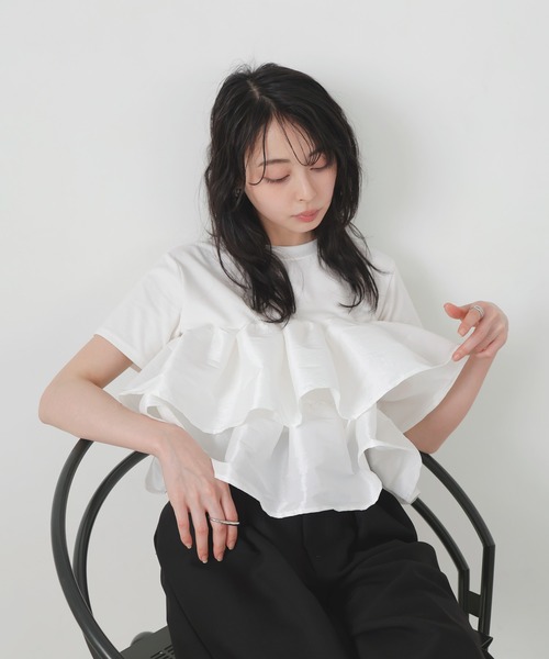 tシャツ シャイニーフリルTシャツ レディースの画像