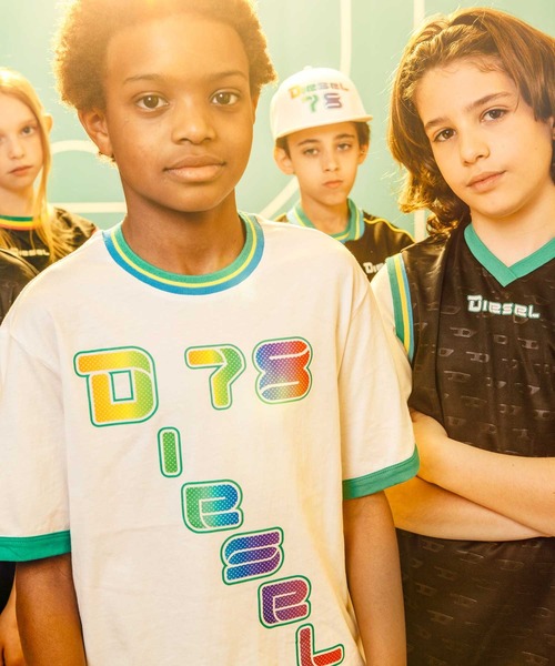 DIESEL KIDS tシャツ 入学式 DIESEL（ディーゼル）Kids ＆ Junior