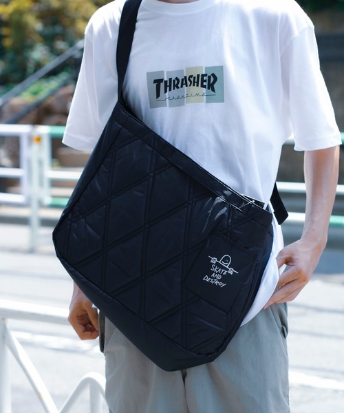 THRASHER ショルダーバッグ QUILTING Shoulder Bag/スラッシャー