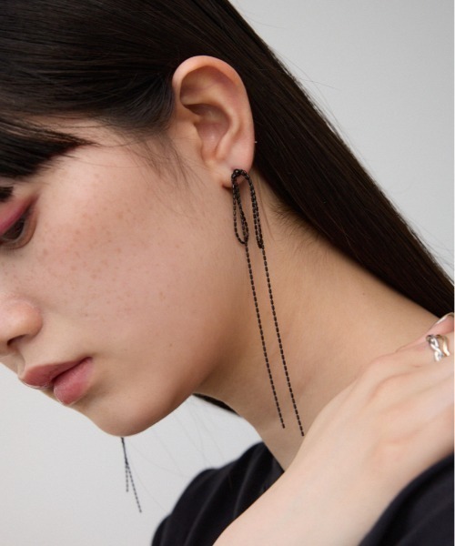 AZUL BY MOUSSY（アズールバイマウジー） ピアス リボンモチーフ