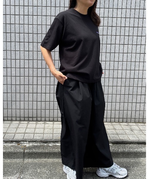 美品 THOUSAND MILE オリーブ ポロシャツ パンツ セットアップ 美品 THOUSAND MILE オリーブ ポロシャツ パンツ セットアップ