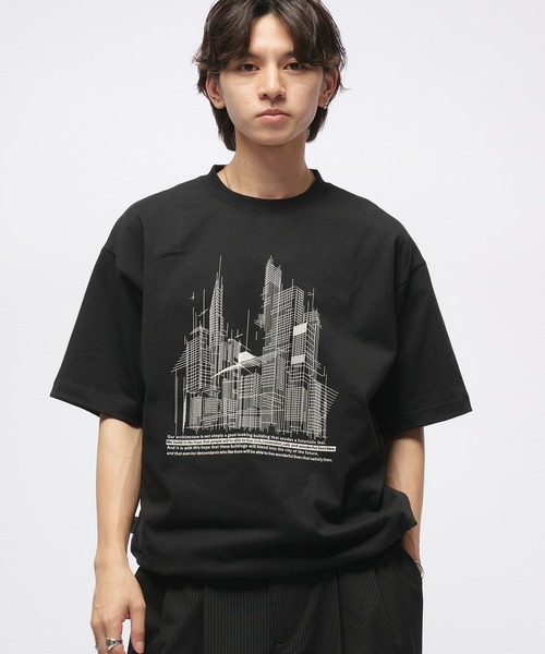 【新品】ノーソーイングニット　ジオメトリックニットTシャツ 着映え／すっきり丈】ジオメトリック柄ジャカードニット