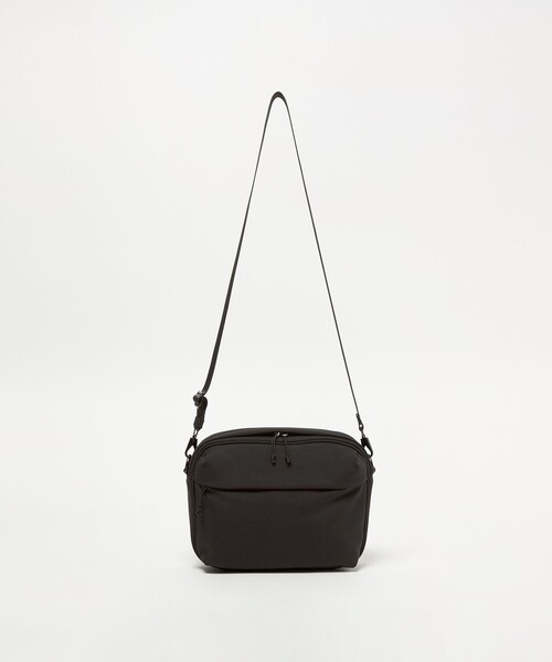 【新品未使用】ビューティー&ユース ユナイテッドアローズ　コマツパック M 黒 BEAUTY＆YOUTH UNITED ARROWS ショルダーバッグ 小松マテーレ キューブ