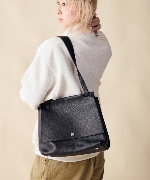 ショルダーバッグ バッグ rehacer : One Hand Leather Bag / ワンハンドレザーバッグ レディースの画像