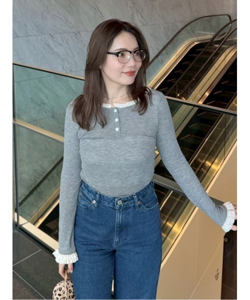 LILY BROWN（リリーブラウン） ヘンリーネック tシャツ バックオープン