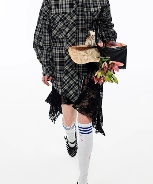Achic スカート ランダムヘムレースミニスカート : ZOZOTOWN