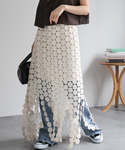 【ドラマ着用商品】エンブロイダリーレースミモレスカート　LOVELESS ドラマ着用商品】エンブロイダリーレースミモレスカート(スカート